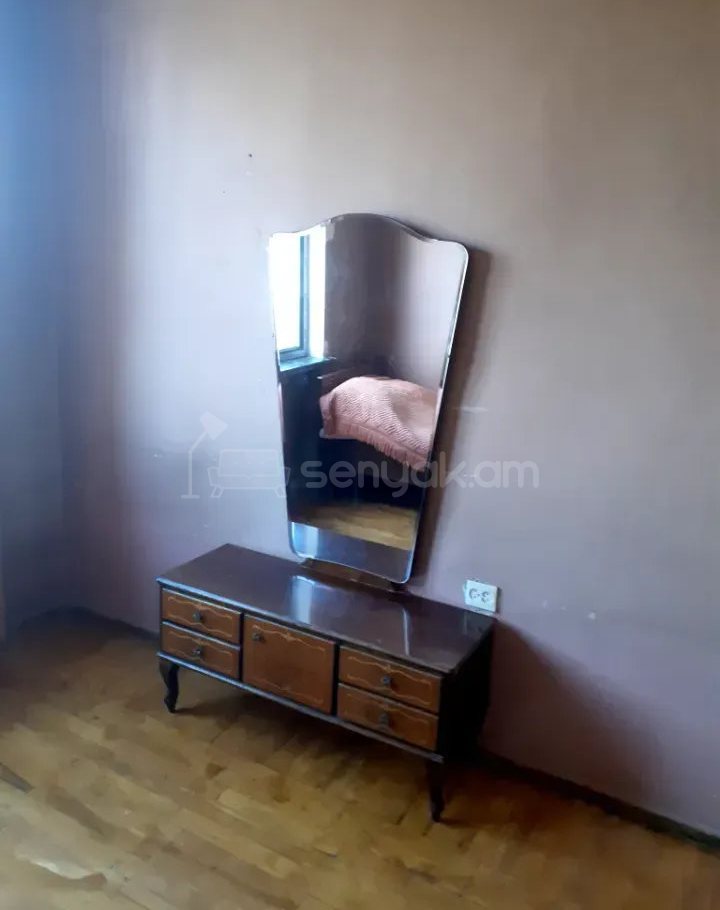 3 Սենյականոց Բնակարան, 78քմ, 8/9 հարկ, Պետական Վիճակում