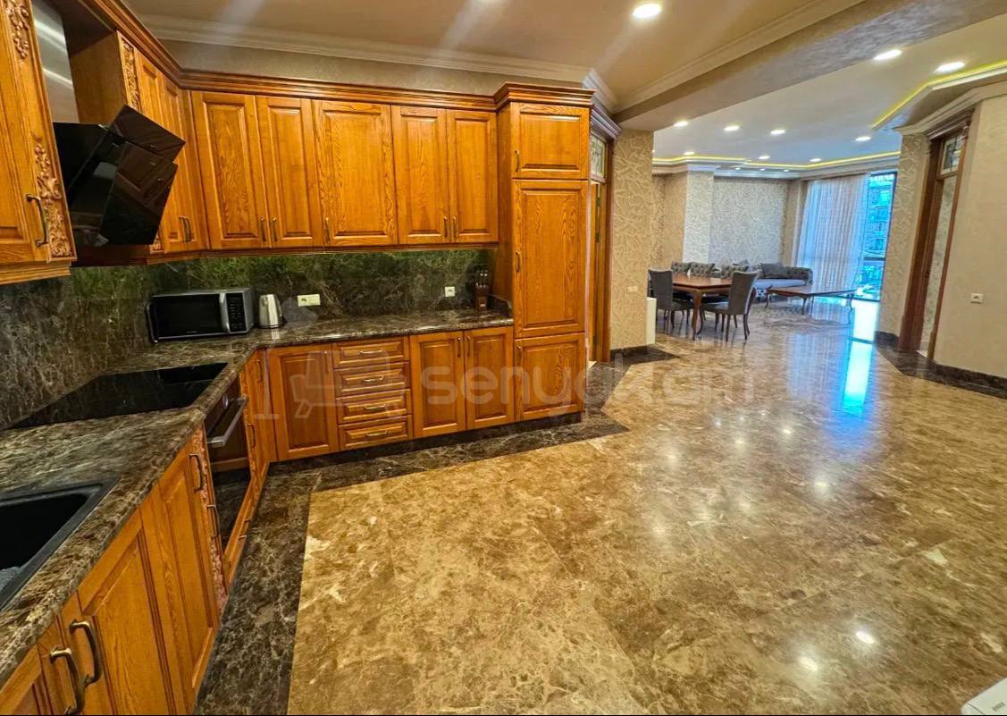 3 Սենյականոց Բնակարան Նորակառույցում, 103քմ, 3/17 հարկ, Կապիտալ Վերանորոգված