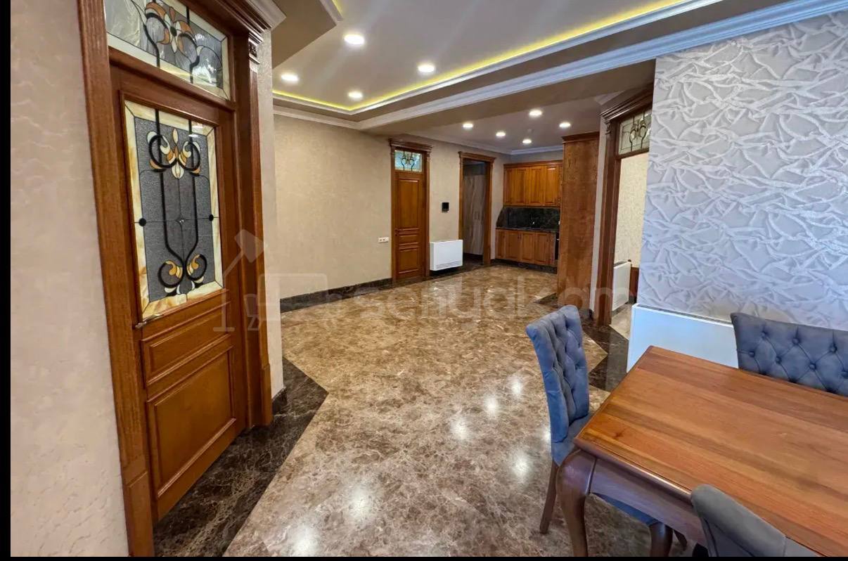 3 Սենյականոց Բնակարան Նորակառույցում, 103քմ, 3/17 հարկ, Կապիտալ Վերանորոգված