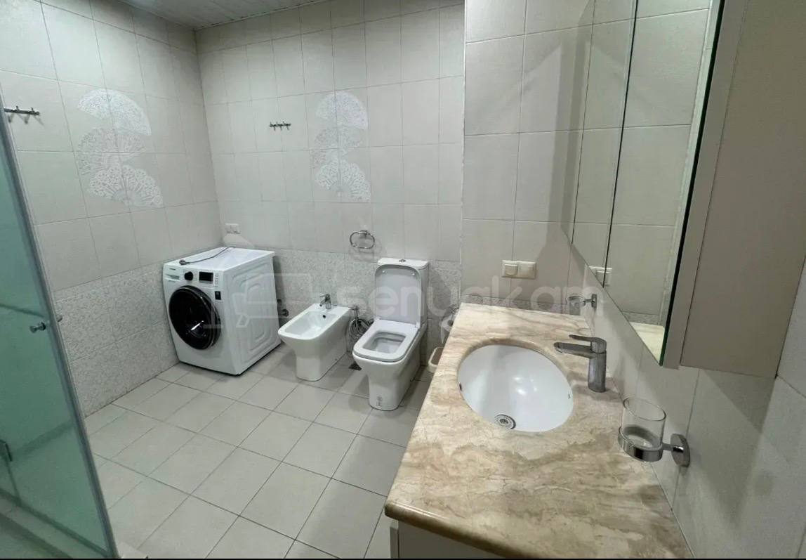 3 Սենյականոց Բնակարան Նորակառույցում, 103քմ, 3/17 հարկ, Կապիտալ Վերանորոգված
