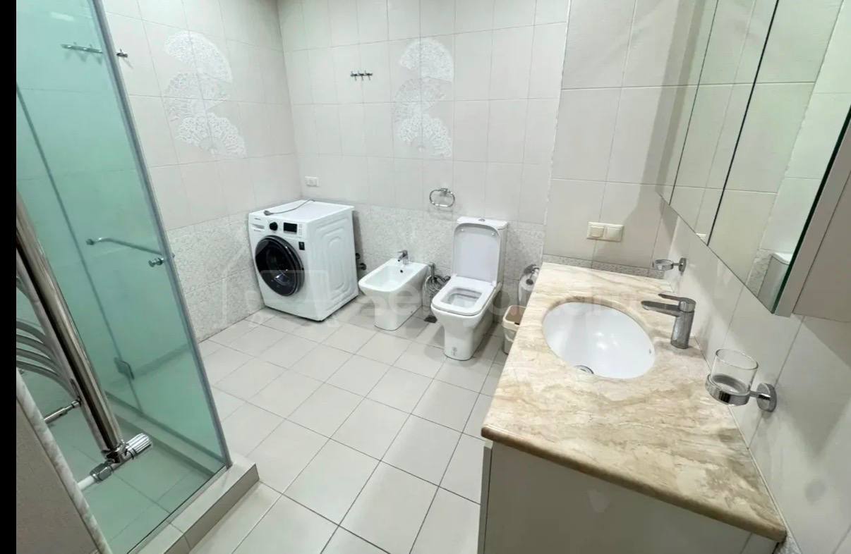 3 Սենյականոց Բնակարան Նորակառույցում, 103քմ, 3/17 հարկ, Կապիտալ Վերանորոգված