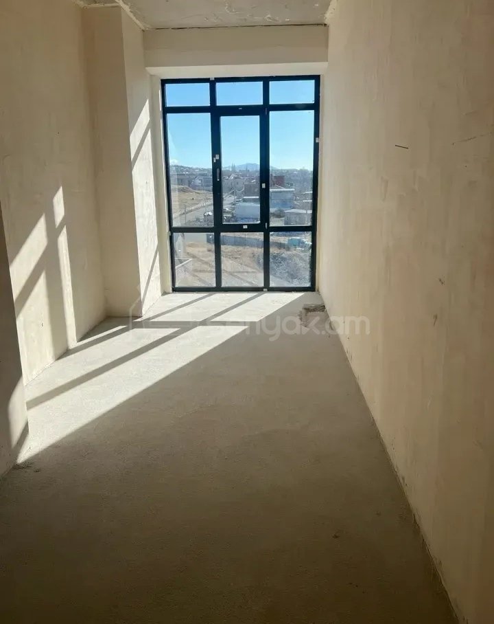 3 Սենյականոց Բնակարան Նորակառույցում, 82քմ, 5/6 հարկ, Զրոյական Վիճակում