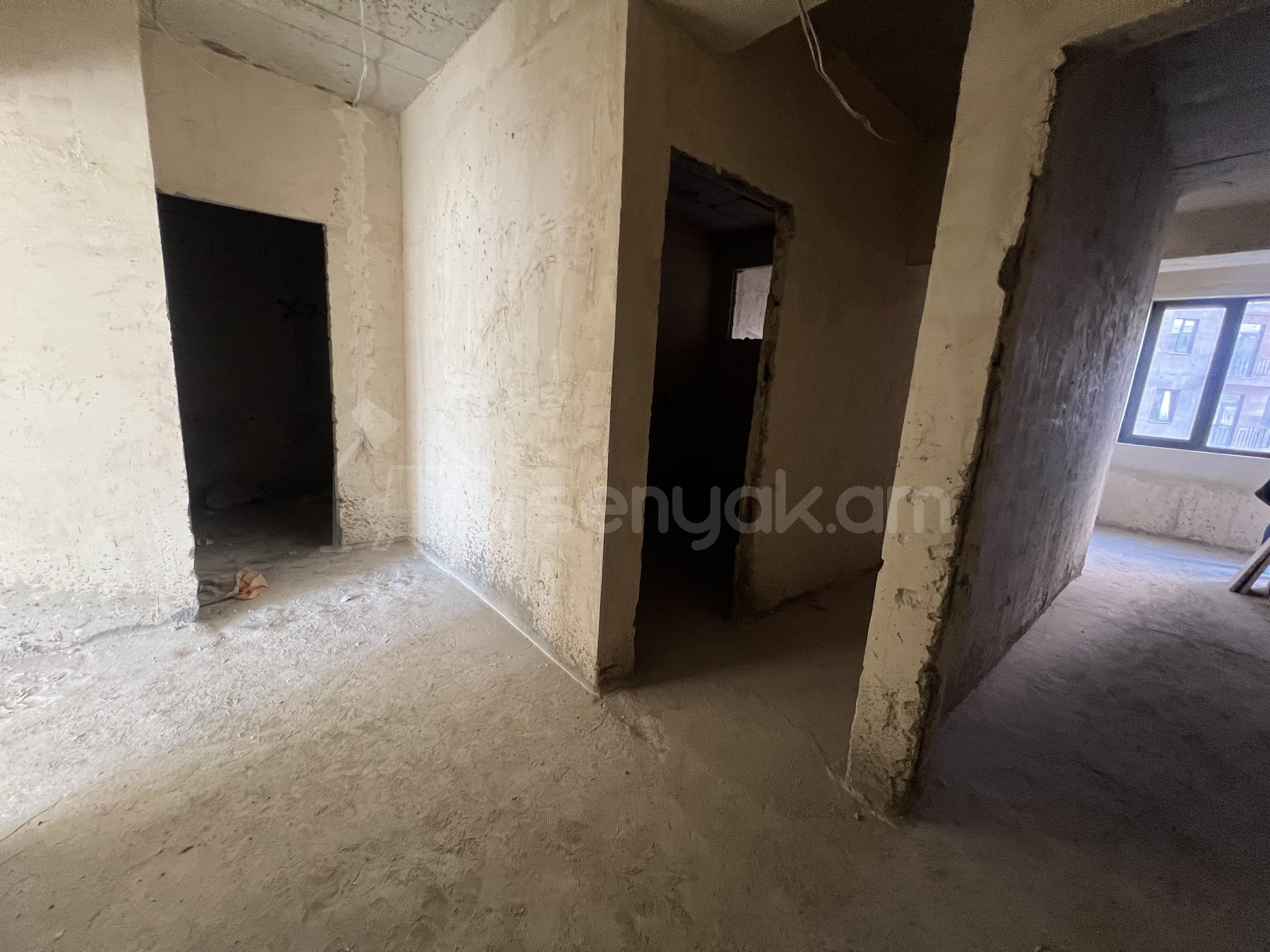 4 Սենյականոց Բնակարան Նորակառույցում, 103քմ, 7/16 հարկ, Զրոյական Վիճակում