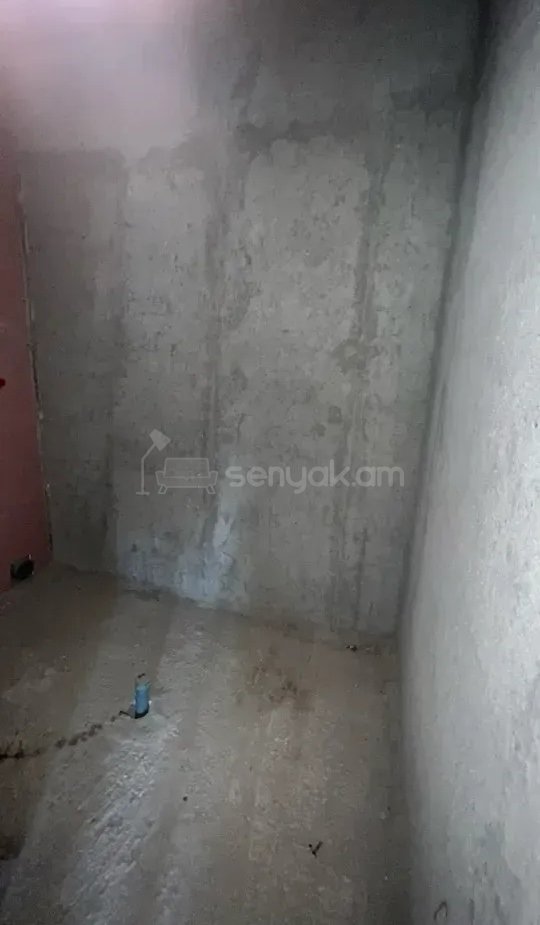 3 Սենյականոց Բնակարան Նորակառույցում, 100քմ, 3/12 հարկ, Զրոյական Վիճակում
