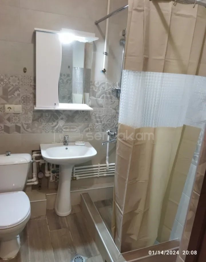 2 Սենյականոց Բնակարան Քարե Շենքում, 60քմ, 4/4 հարկ, Նորմալ Վիճակում, Կահավորված