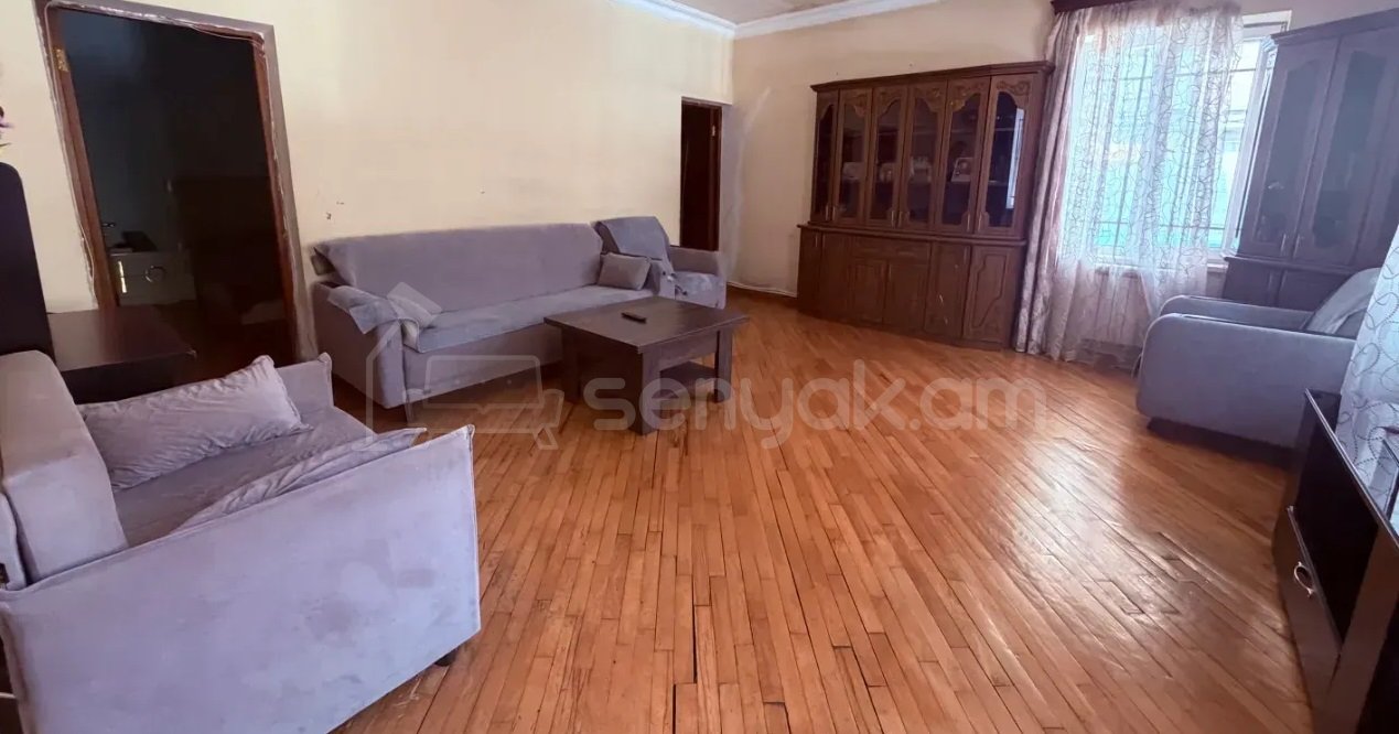4 Սենյականոց Բնակարան, 78քմ, 1/4 հարկ, Կոսմետիկ Վերանորոգված