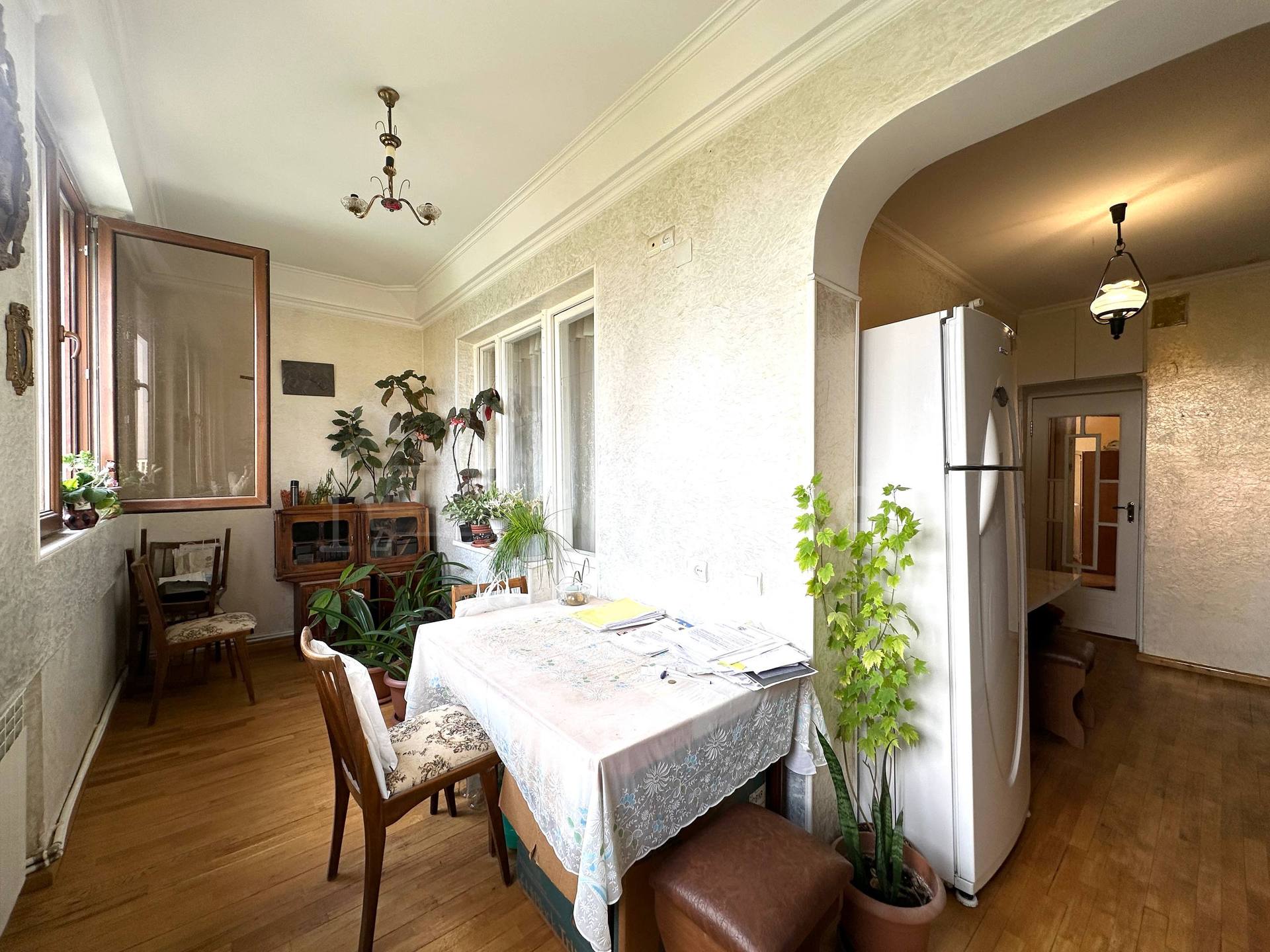 3 Սենյականոց Բնակարան, 78քմ, 5/9 հարկ, Նորմալ Վիճակում