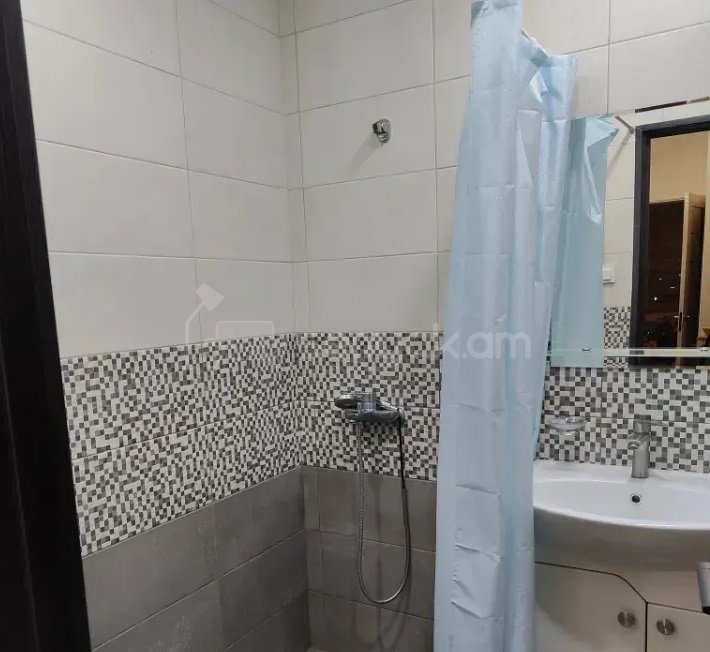 1 Սենյականոց Բնակարան, 51քմ, 14/14 հարկ, Նորմալ Վիճակում