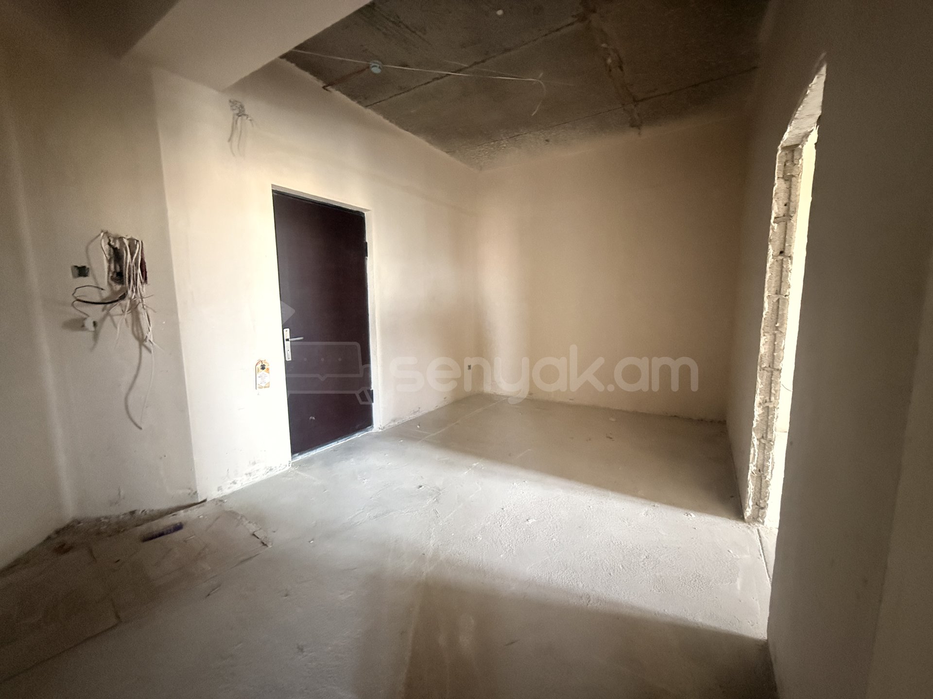 4 Սենյականոց Բնակարան Նորակառույցում, 117քմ, 15/16 հարկ, Զրոյական Վիճակում