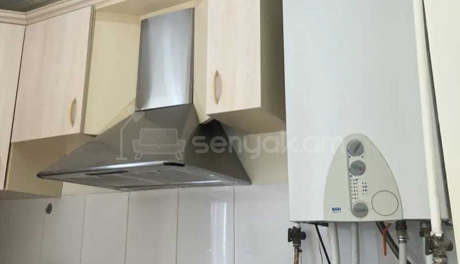 3 Սենյականոց Բնակարան Քարե Շենքում, 75քմ, 1/3 հարկ, Կապիտալ Վերանորոգված, Կահավորված