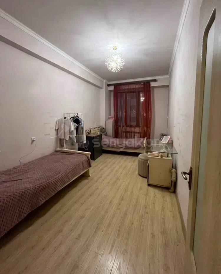 3 Սենյականոց Բնակարան, 84քմ, 2/8 հարկ, Կապիտալ Վերանորոգված