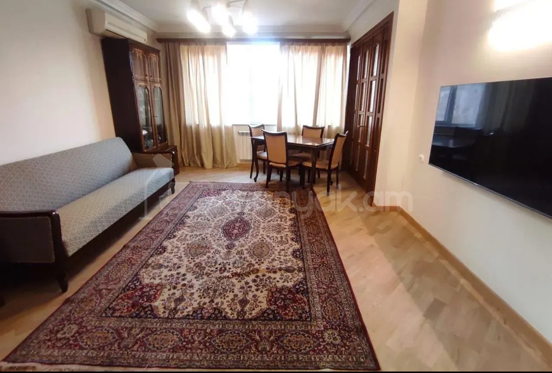 3 Սենյականոց Բնակարան, 79քմ, 4/10 հարկ, Նորմալ Վիճակում