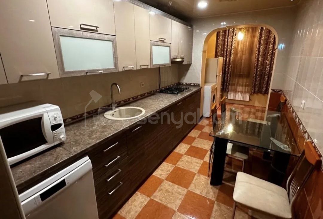 3 Սենյականոց Բնակարան, 84քմ, 5/9 հարկ, Կապիտալ Վերանորոգված, Կահավորված, Արևկող