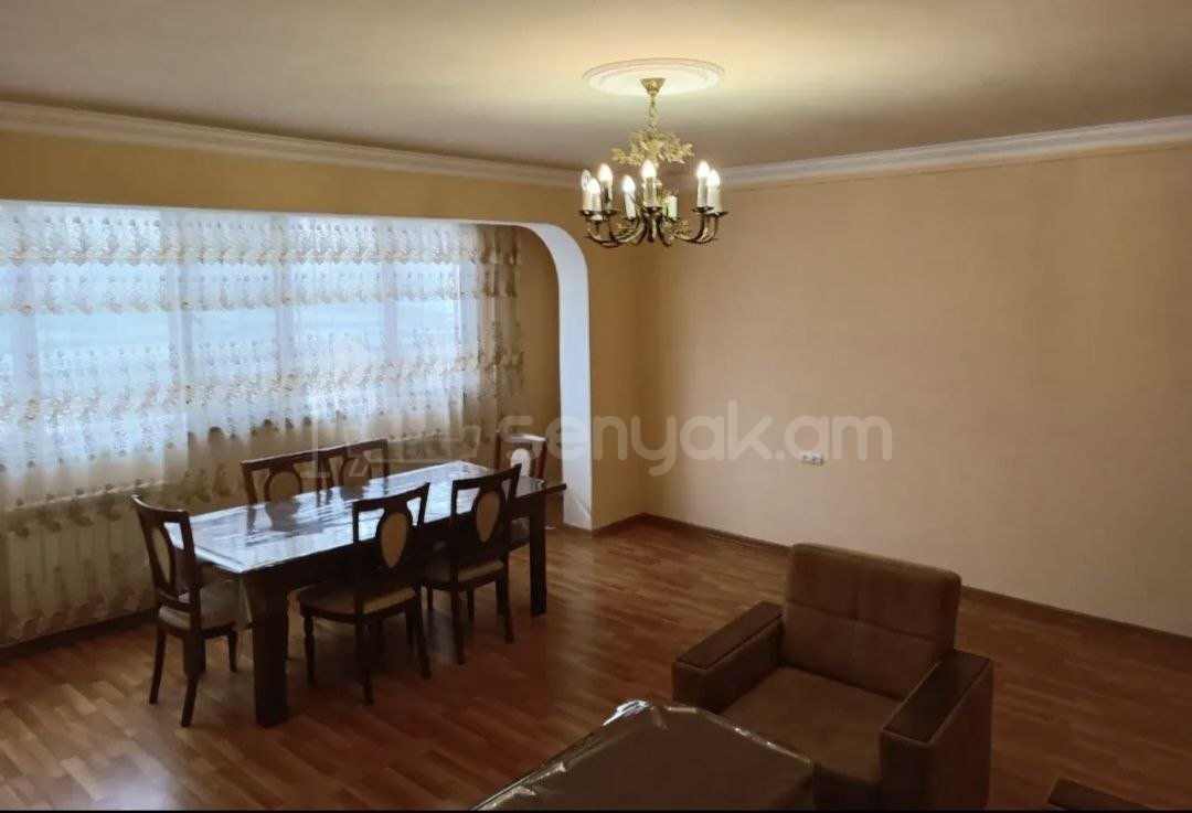 3 Սենյականոց Բնակարան, 78քմ, 3/9 հարկ, Կապիտալ Վերանորոգված, Կահավորված, Արևկող