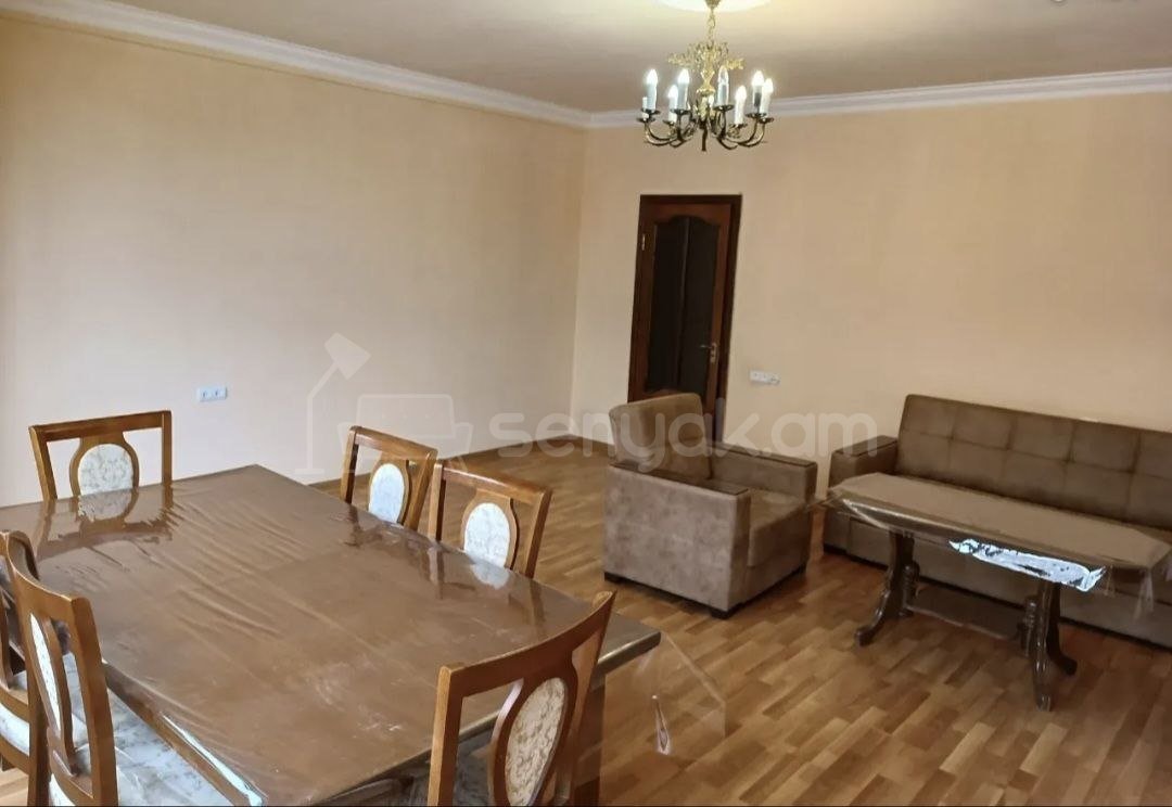 3 Սենյականոց Բնակարան, 78քմ, 3/9 հարկ, Կապիտալ Վերանորոգված, Կահավորված, Արևկող