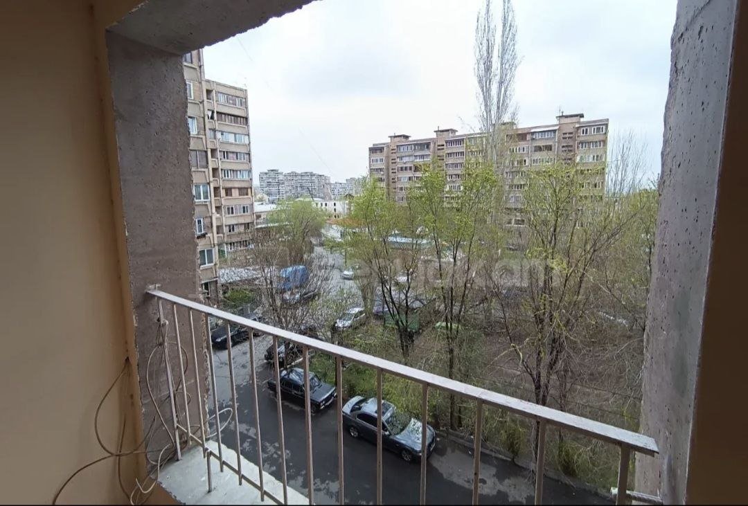 3 Սենյականոց Բնակարան, 78քմ, 3/9 հարկ, Կապիտալ Վերանորոգված, Կահավորված, Արևկող