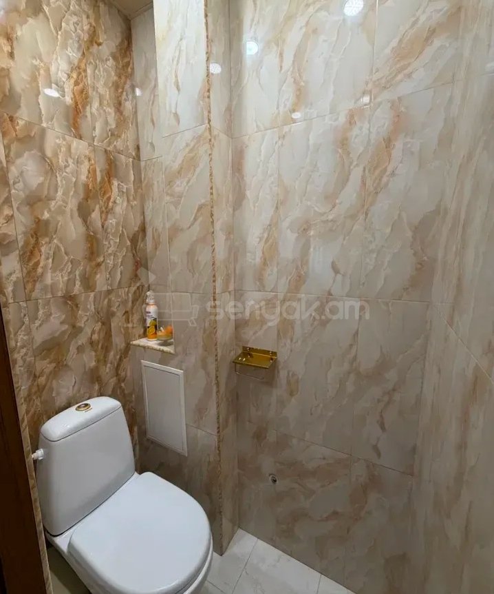 4 Սենյականոց Բնակարան, 84քմ, 1/9 հարկ, Կապիտալ Վերանորոգված