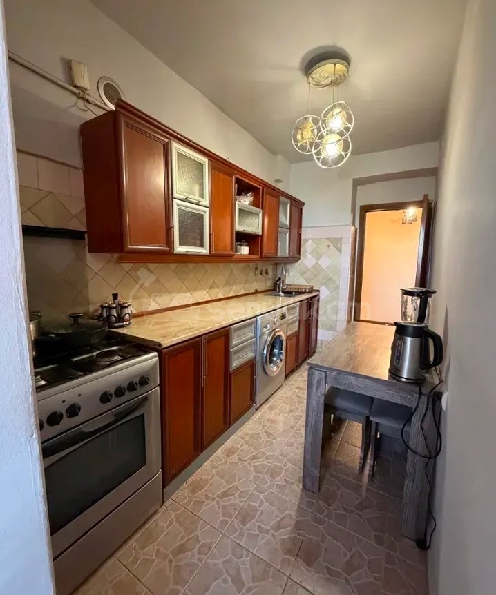 4 Սենյականոց Բնակարան, 84քմ, 1/9 հարկ, Կապիտալ Վերանորոգված