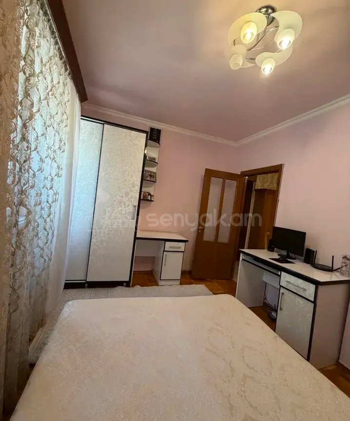 4 Սենյականոց Բնակարան, 84քմ, 1/9 հարկ, Կապիտալ Վերանորոգված