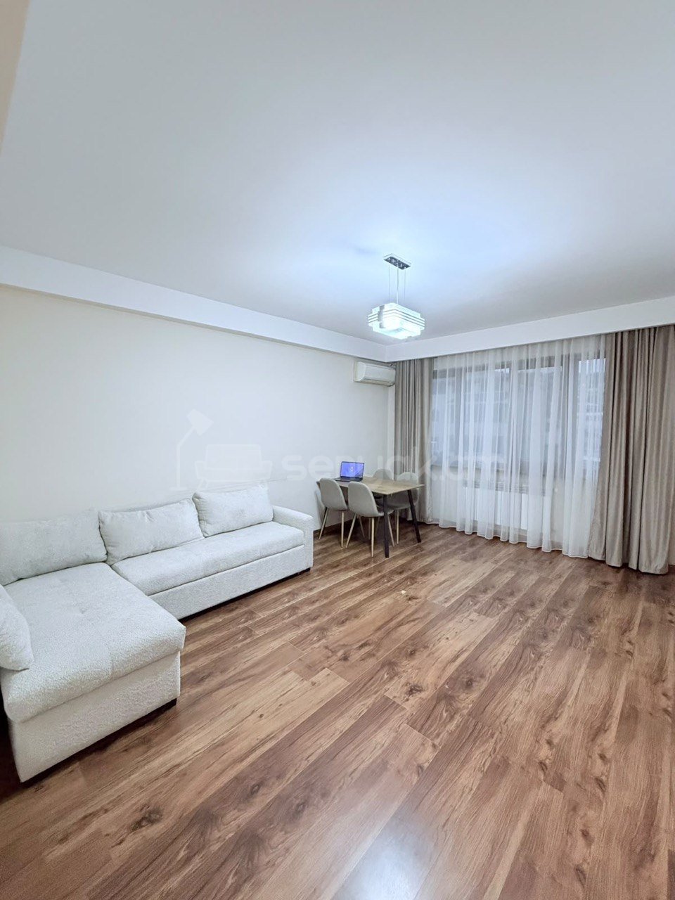 2 Սենյականոց Բնակարան, 43քմ, 3/9 հարկ, Կապիտալ Վերանորոգված