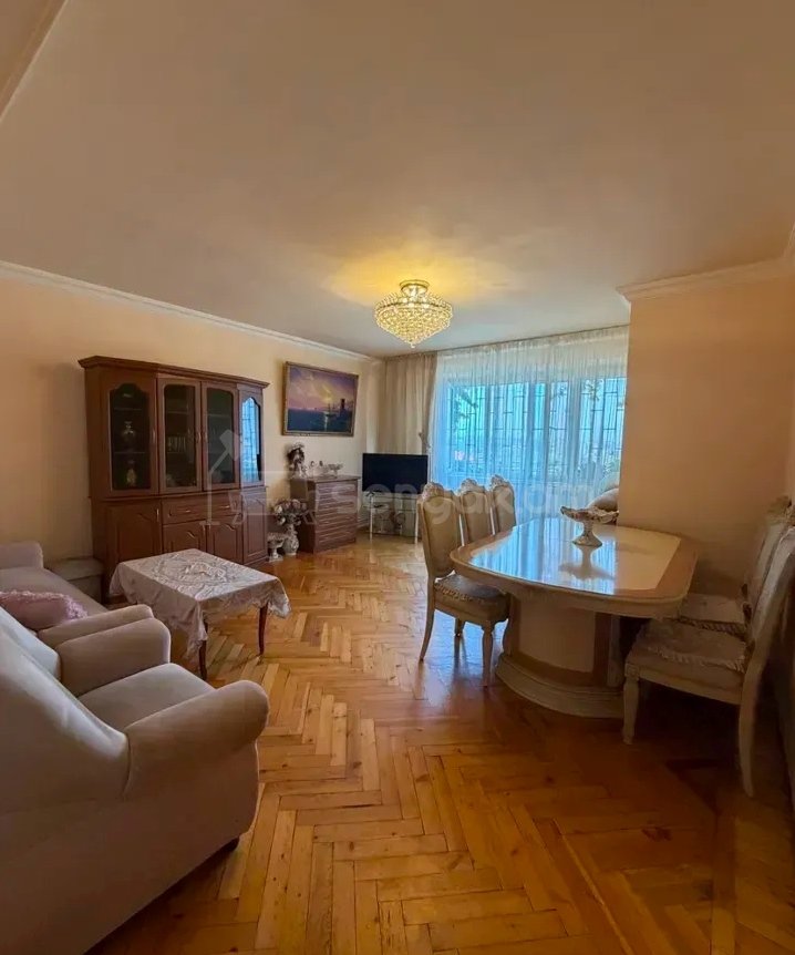 4 Սենյականոց Բնակարան, 84քմ, 1/9 հարկ, Կապիտալ Վերանորոգված