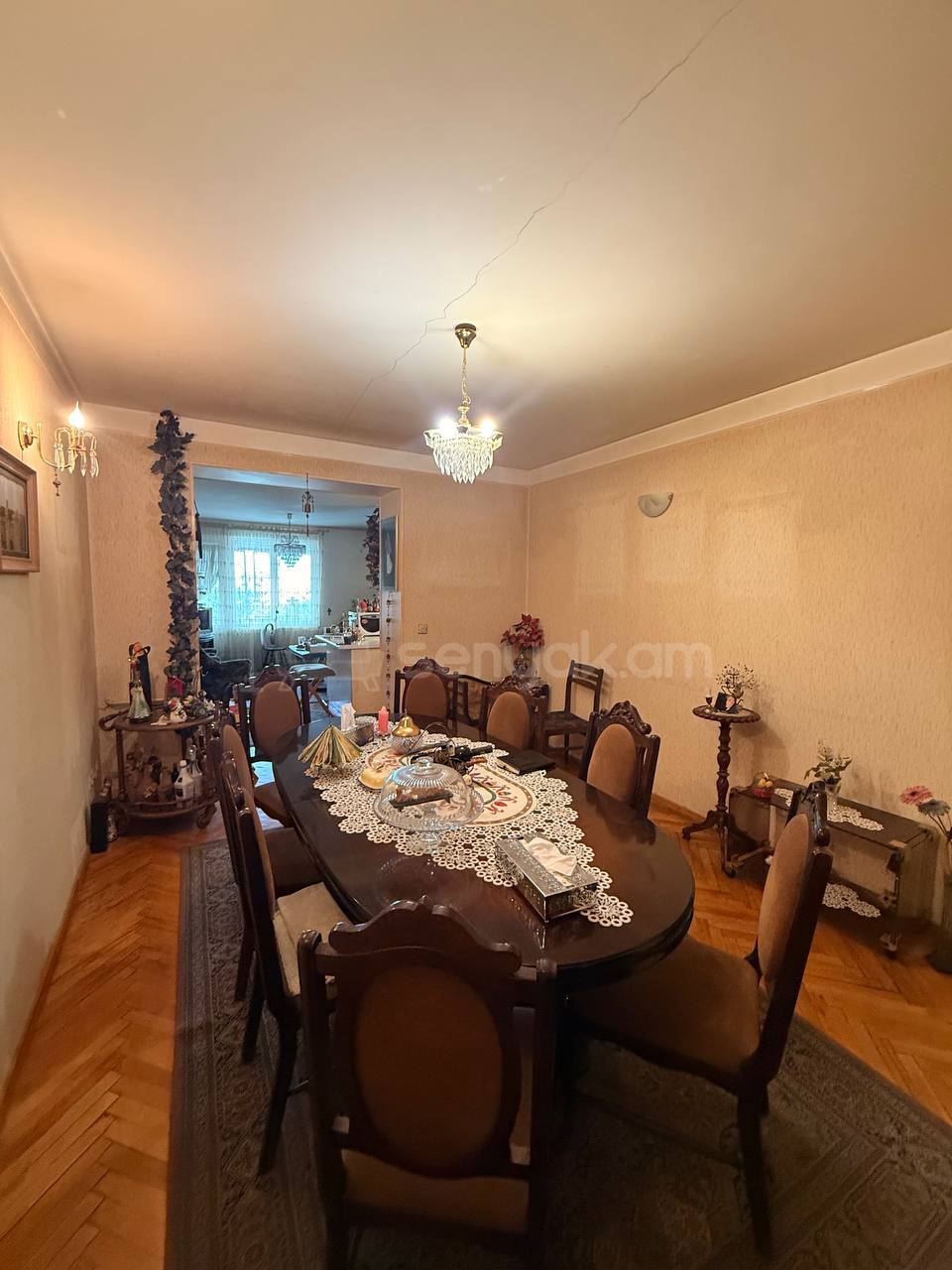 3 Սենյականոց Բնակարան Քարե Շենքում, 65քմ, 2/5 հարկ, Կոսմետիկ Վերանորոգված, Կահավորված