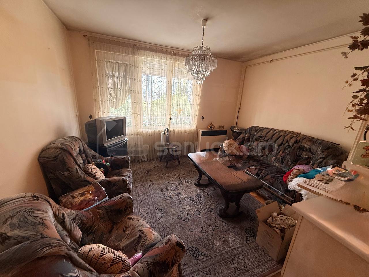 3 Սենյականոց Բնակարան Քարե Շենքում, 65քմ, 2/5 հարկ, Կոսմետիկ Վերանորոգված, Կահավորված, Արևկող