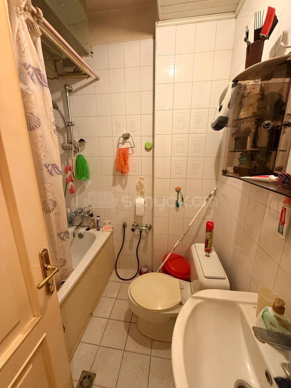 3 Սենյականոց Բնակարան Քարե Շենքում, 65քմ, 2/5 հարկ, Կոսմետիկ Վերանորոգված, Կահավորված, Արևկող