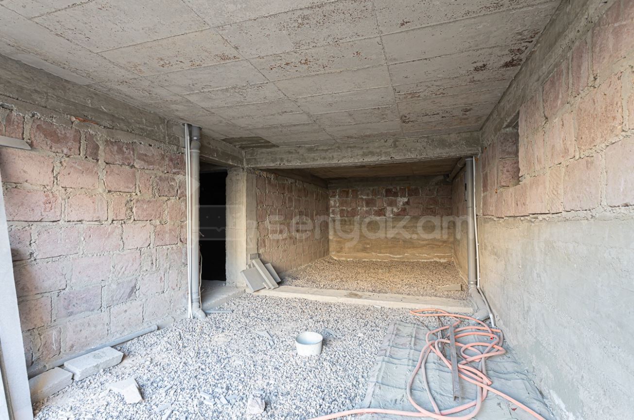 8 Սենյականոց Սեփական Տուն, 276քմ, Ավտոտնակով
