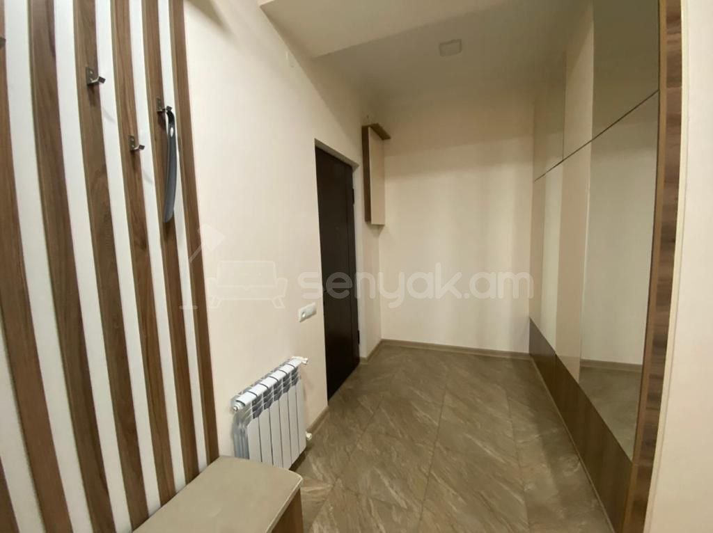 2 Սենյականոց Բնակարան, 73քմ, 8/9 հարկ, Դիզայներական Վերանորոգված, Կահավորված, Արևկող