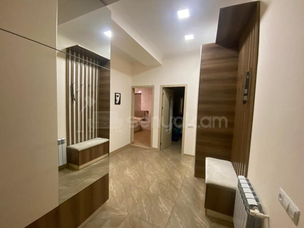 2 Սենյականոց Բնակարան, 73քմ, 8/9 հարկ, Դիզայներական Վերանորոգված, Կահավորված, Արևկող