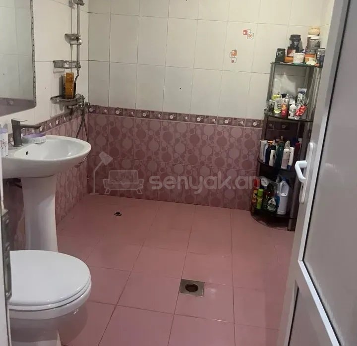 3 Սենյականոց Բնակարան, 80քմ, 1/9 հարկ, Կապիտալ Վերանորոգված