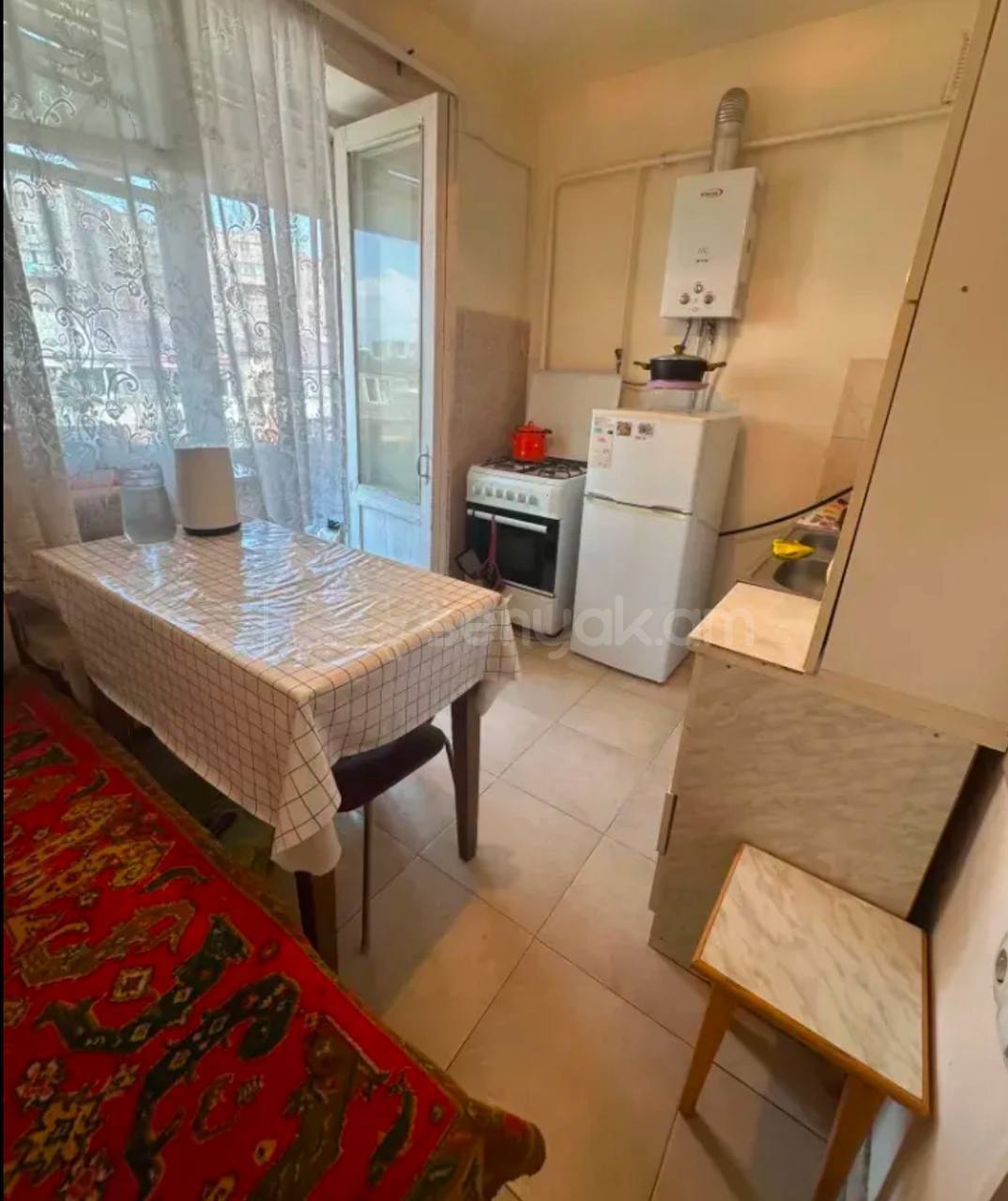 2 Սենյականոց Բնակարան Քարե Շենքում, 56քմ, 5/5 հարկ, Նորմալ Վիճակում