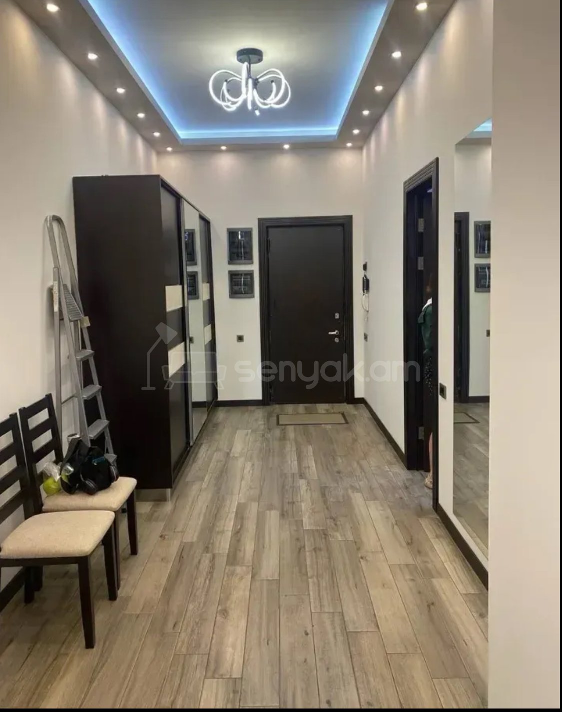 2 Սենյականոց Բնակարան Նորակառույցում, 67քմ, 2/6 հարկ, Դիզայներական Վերանորոգված, Կահավորված