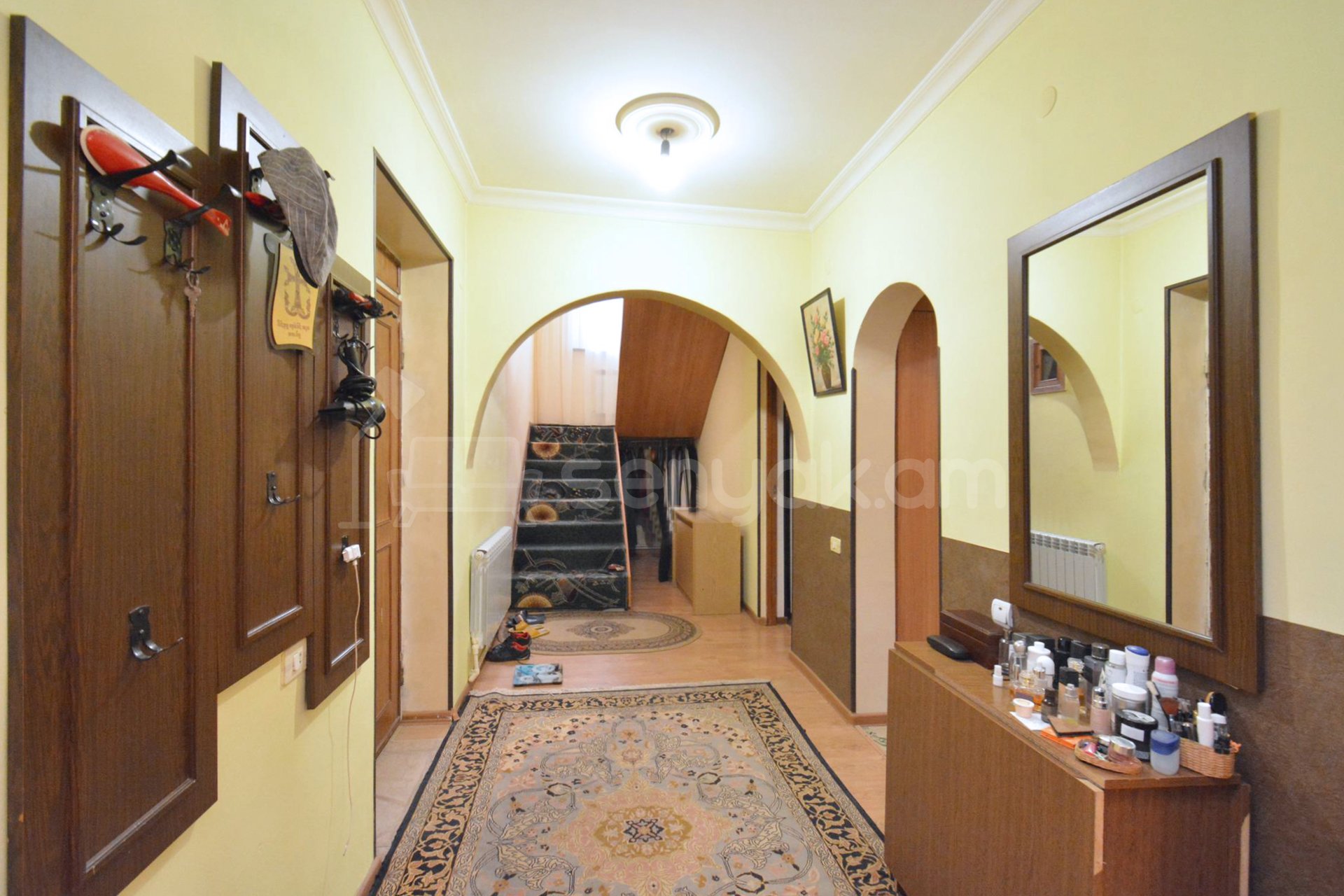 3 Սենյականոց Սեփական Տուն, 125քմ, Կապիտալ Վերանորոգված