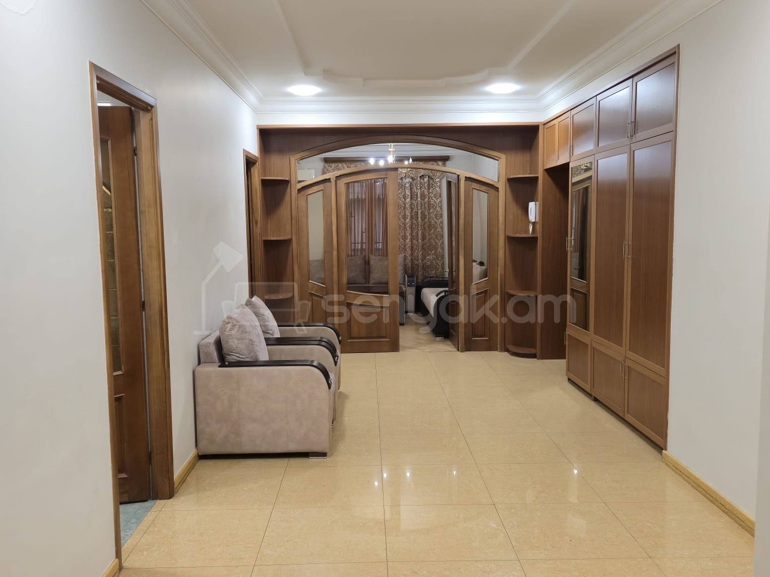 3 Սենյականոց Բնակարան Նորակառույցում, 120քմ, 2/7 հարկ, Կապիտալ Վերանորոգված