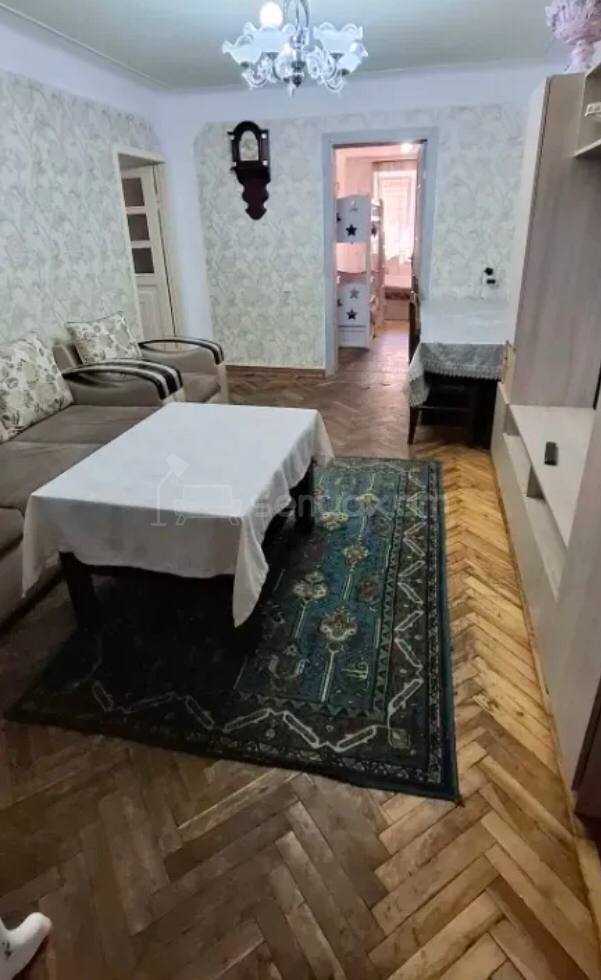 3 Սենյականոց Բնակարան Քարե Շենքում, 57քմ, 1/4 հարկ, Կոսմետիկ Վերանորոգված