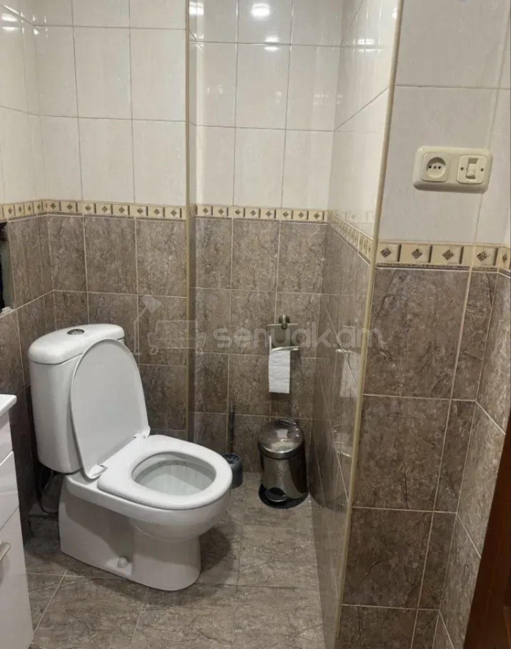 2 Սենյականոց Բնակարան Քարե Շենքում, 42քմ, 3/8 հարկ, Կապիտալ Վերանորոգված, Կահավորված, Արևկող