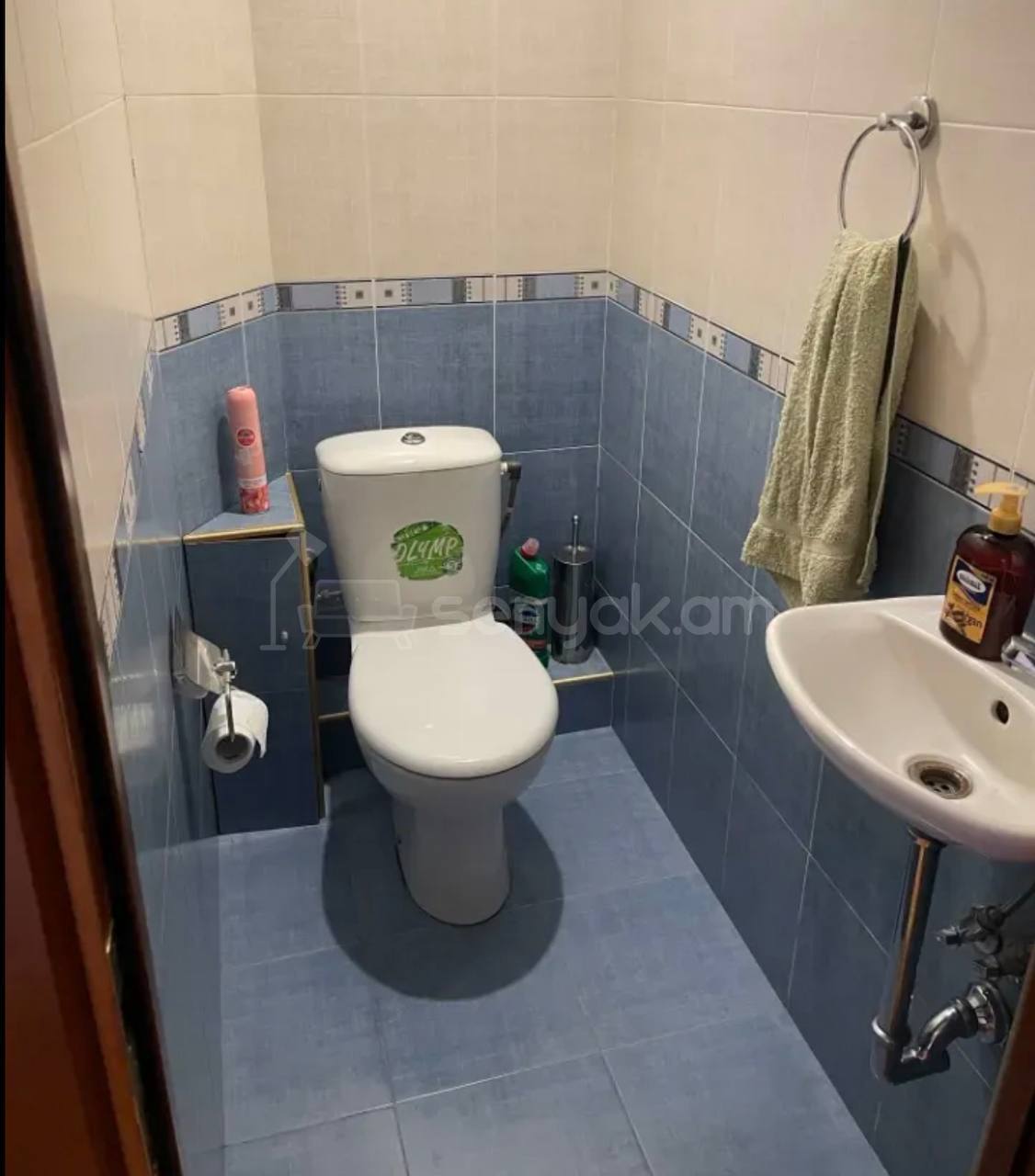 3 Սենյականոց Բնակարան Քարե Շենքում, 105քմ, 4/5 հարկ, Կապիտալ Վերանորոգված
