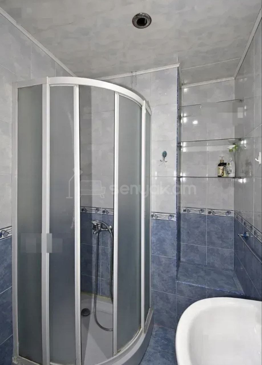 1 Սենյականոց Բնակարան, 42քմ, 3/11 հարկ, Կապիտալ Վերանորոգված, Կահավորված, Արևկող