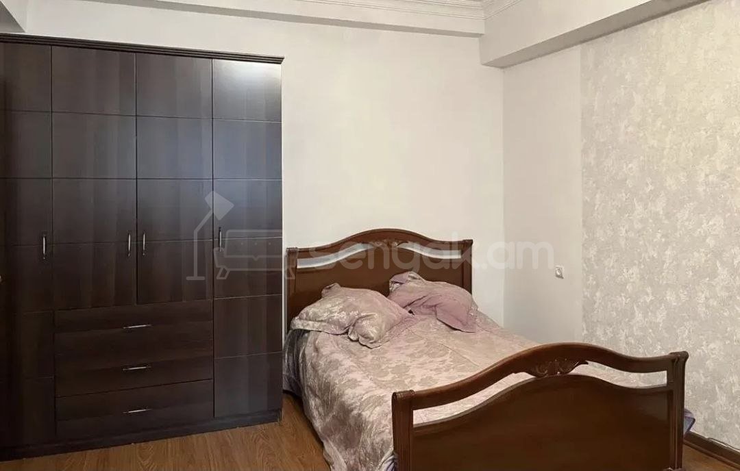 1 Սենյականոց Բնակարան, 42քմ, 3/11 հարկ, Կապիտալ Վերանորոգված, Կահավորված, Արևկող