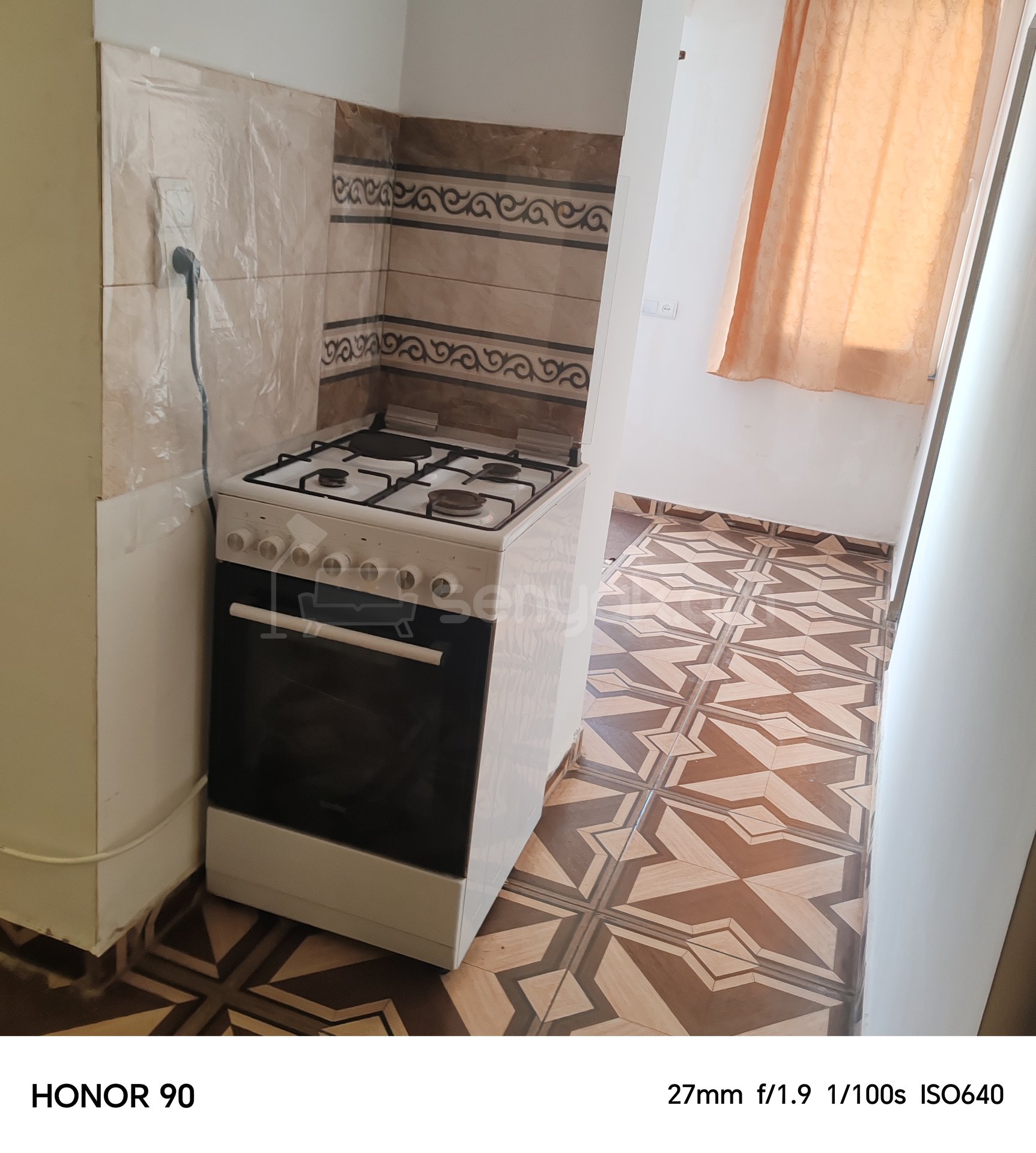 2 Սենյականոց Բնակարան Քարե Շենքում, 50քմ, 1/3 հարկ, Կոսմետիկ Վերանորոգված, Կահավորված