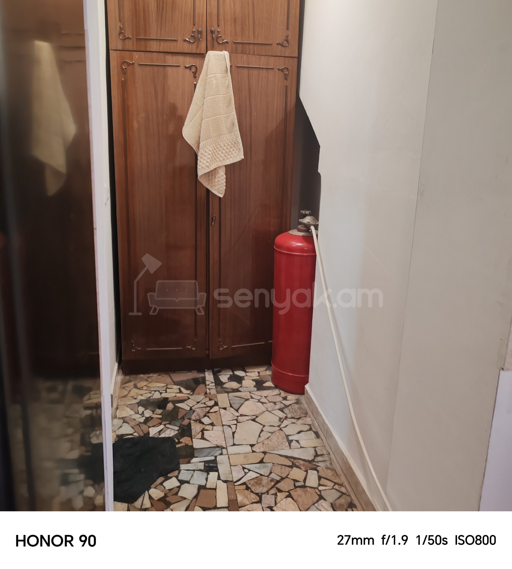 2 Սենյականոց Բնակարան Քարե Շենքում, 50քմ, 1/3 հարկ, Կոսմետիկ Վերանորոգված, Կահավորված