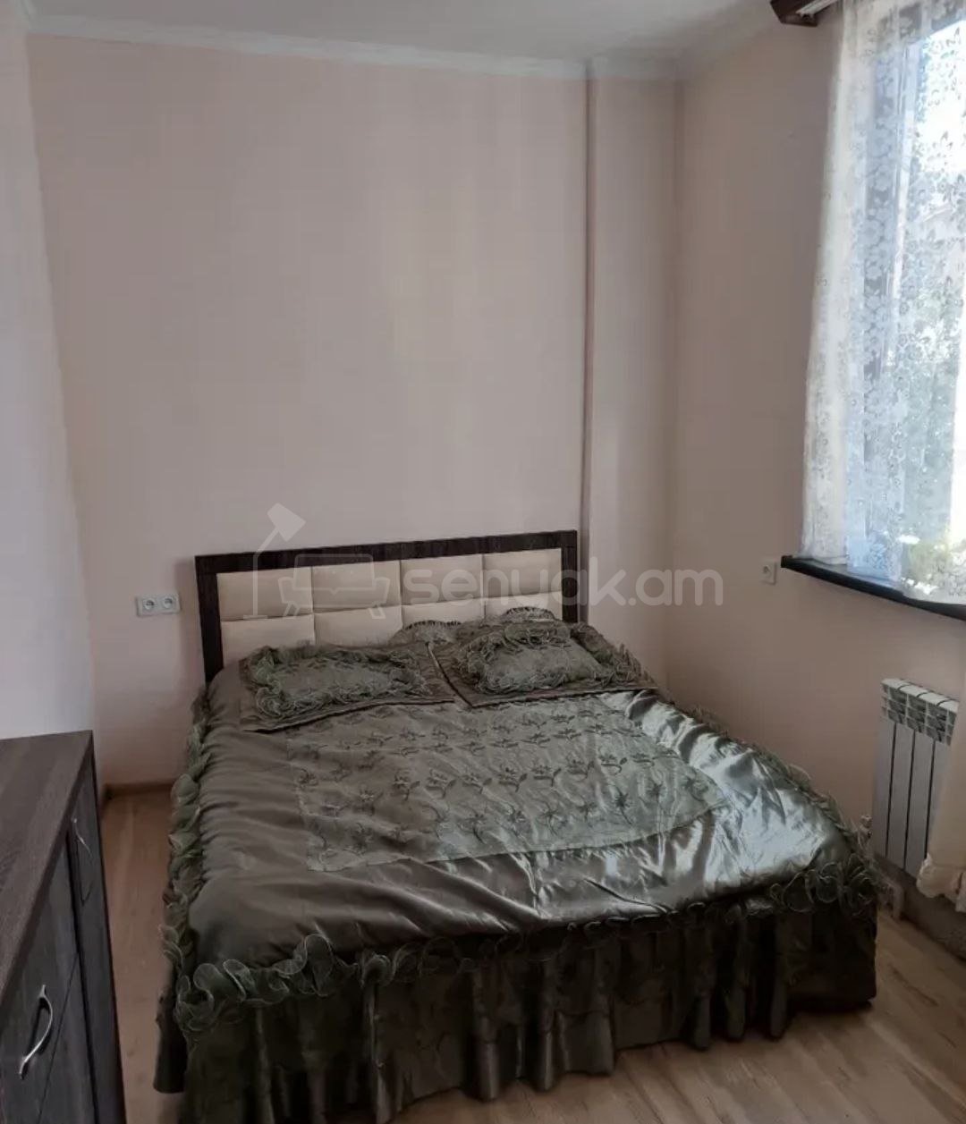 3 Սենյականոց Բնակարան Քարե Շենքում, 78քմ, 2/4 հարկ, Կապիտալ Վերանորոգված, Կահավորված, Արևկող