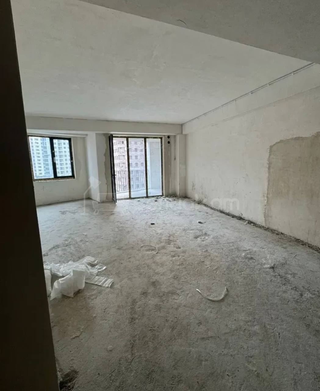 3 Սենյականոց Բնակարան, 110քմ, 5/19 հարկ, Զրոյական Վիճակում