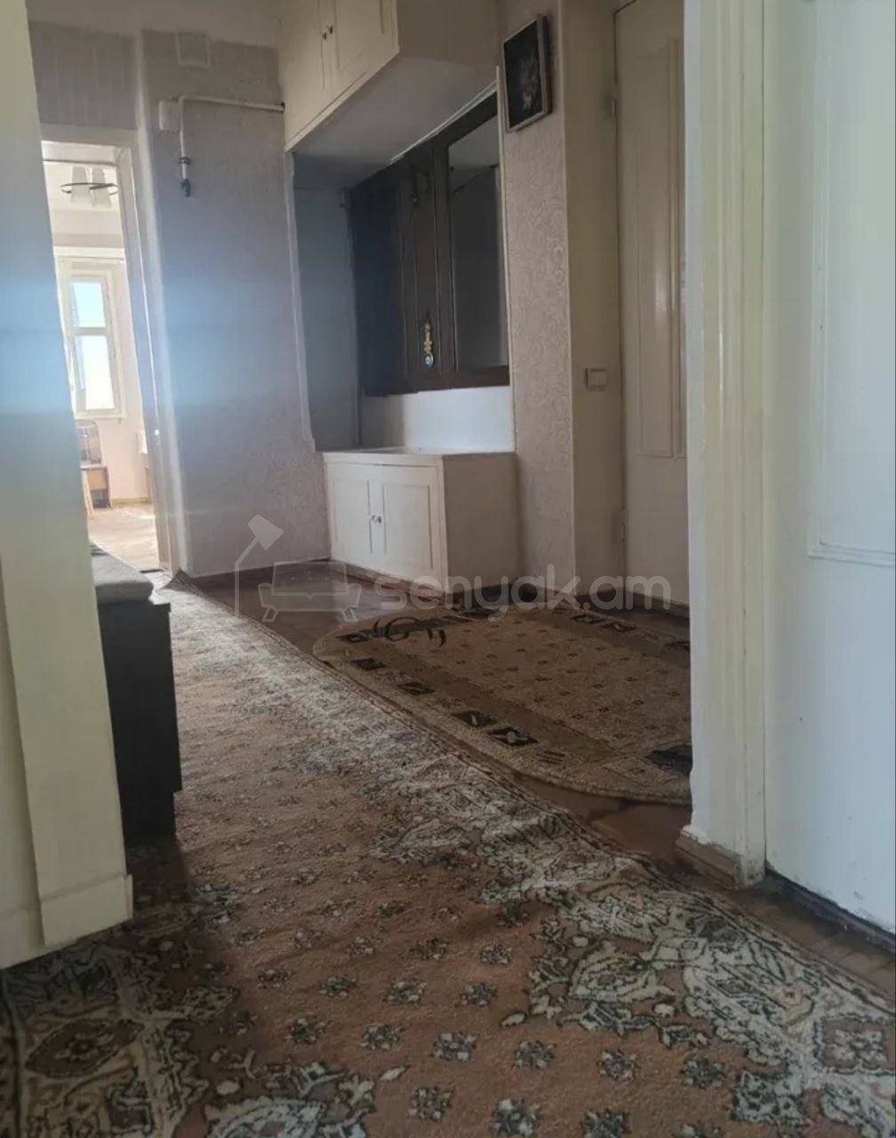 3 Սենյականոց Բնակարան, 82քմ, 16/16 հարկ, Նորմալ Վիճակում, Կահավորված, Արևկող