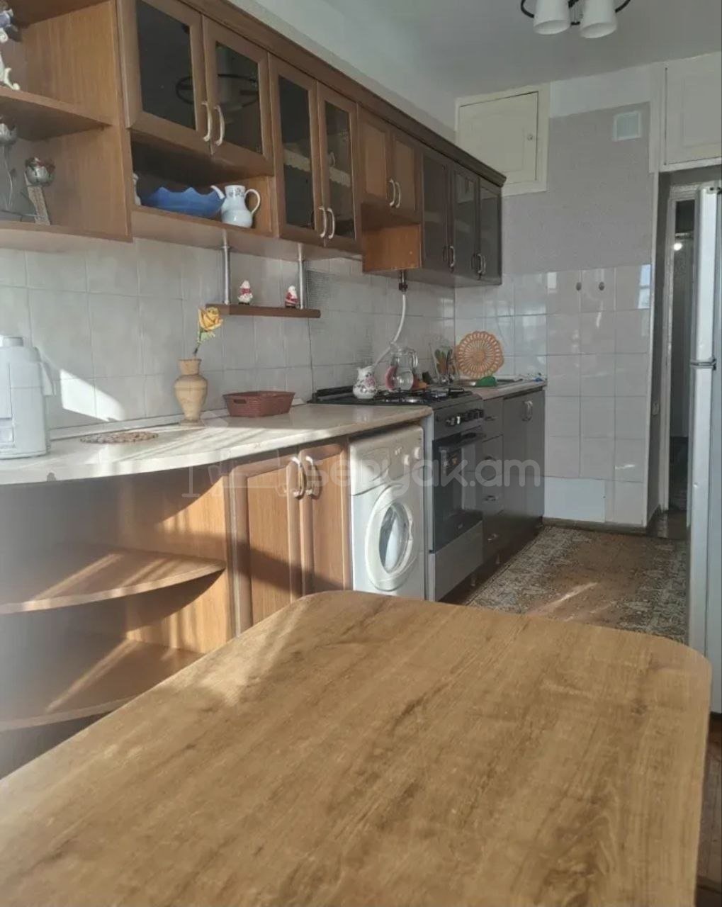 3 Սենյականոց Բնակարան, 82քմ, 16/16 հարկ, Նորմալ Վիճակում, Կահավորված, Արևկող