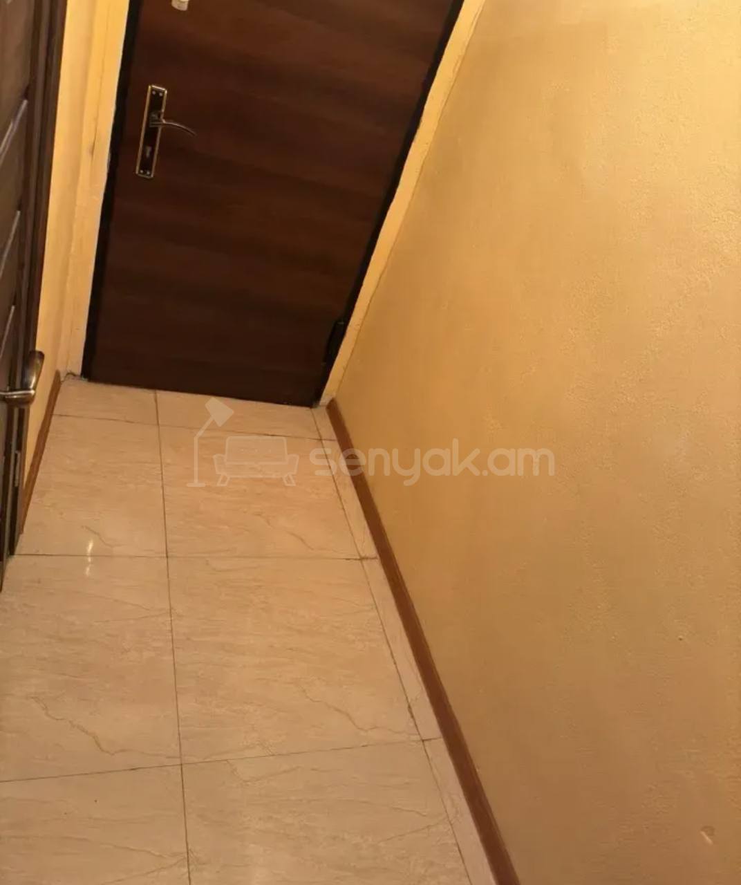2 Սենյականոց Բնակարան Քարե Շենքում, 40քմ, 4/4 հարկ, Կապիտալ Վերանորոգված, Կահավորված