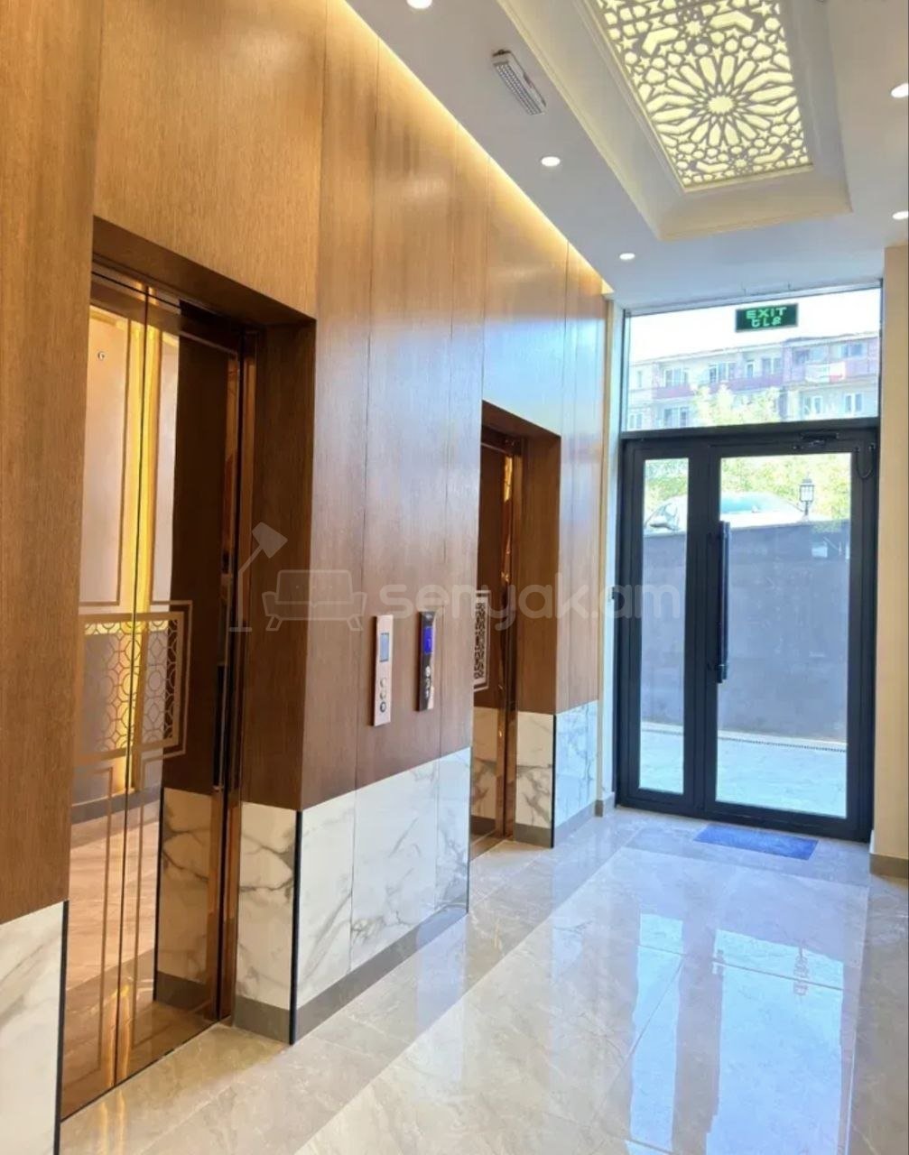 3 Սենյականոց Բնակարան, 60քմ, 5/16 հարկ, Դիզայներական Վերանորոգված, Կահավորված, Արևկող