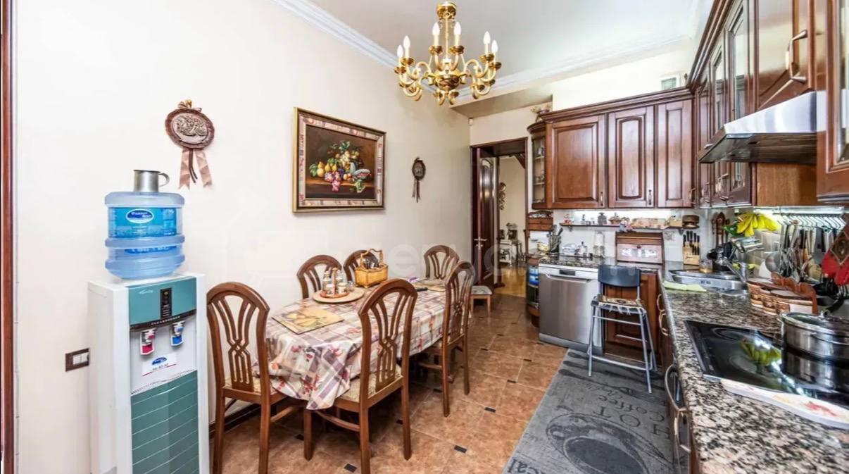 4 Սենյականոց Բնակարան Նորակառույցում, 250քմ, 5/9 հարկ, Դիզայներական Վերանորոգված, Կահավորված, Արևկող